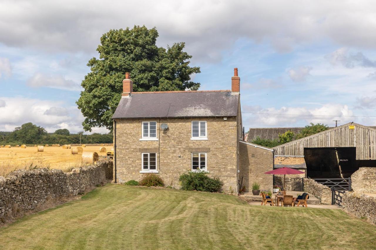 Luxury Farmhouse With Stunning Views And Hot Tub Ebberston Buitenkant foto