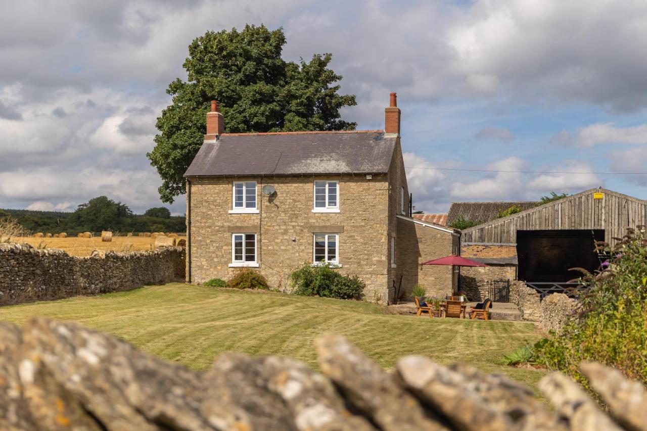 Luxury Farmhouse With Stunning Views And Hot Tub Ebberston Buitenkant foto
