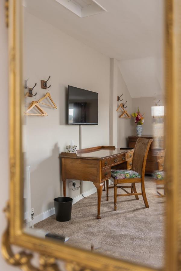Luxury Farmhouse With Stunning Views And Hot Tub Ebberston Buitenkant foto
